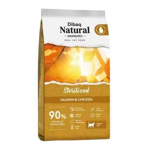 Cat Natural Moments Sterilized Salmon & Chicken