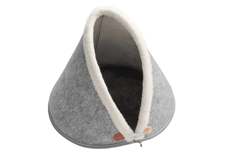 Cat Cave Skive